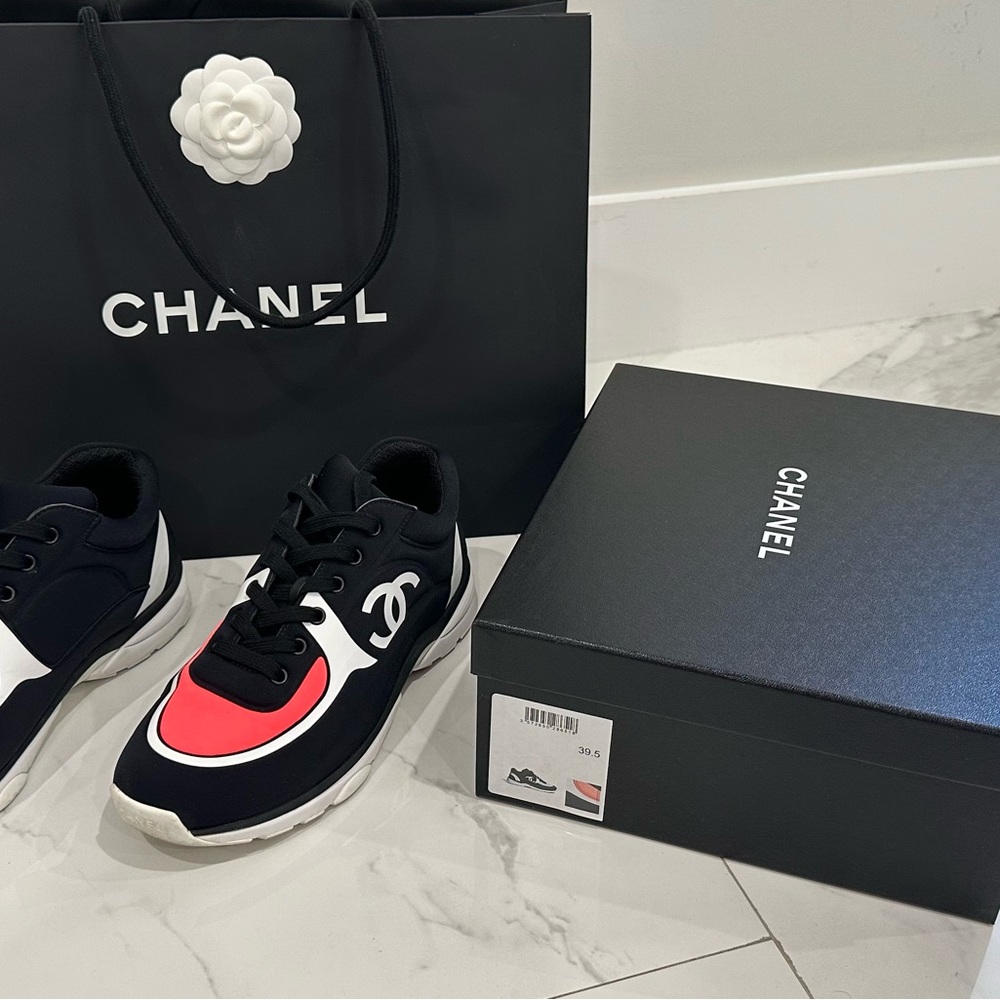 Chanel snekers